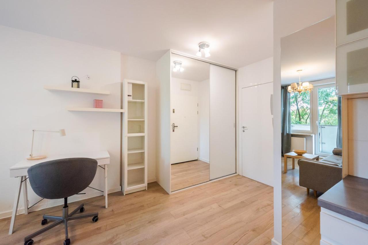 Sluzew Manhattan Place Apartment Варшава Экстерьер фото