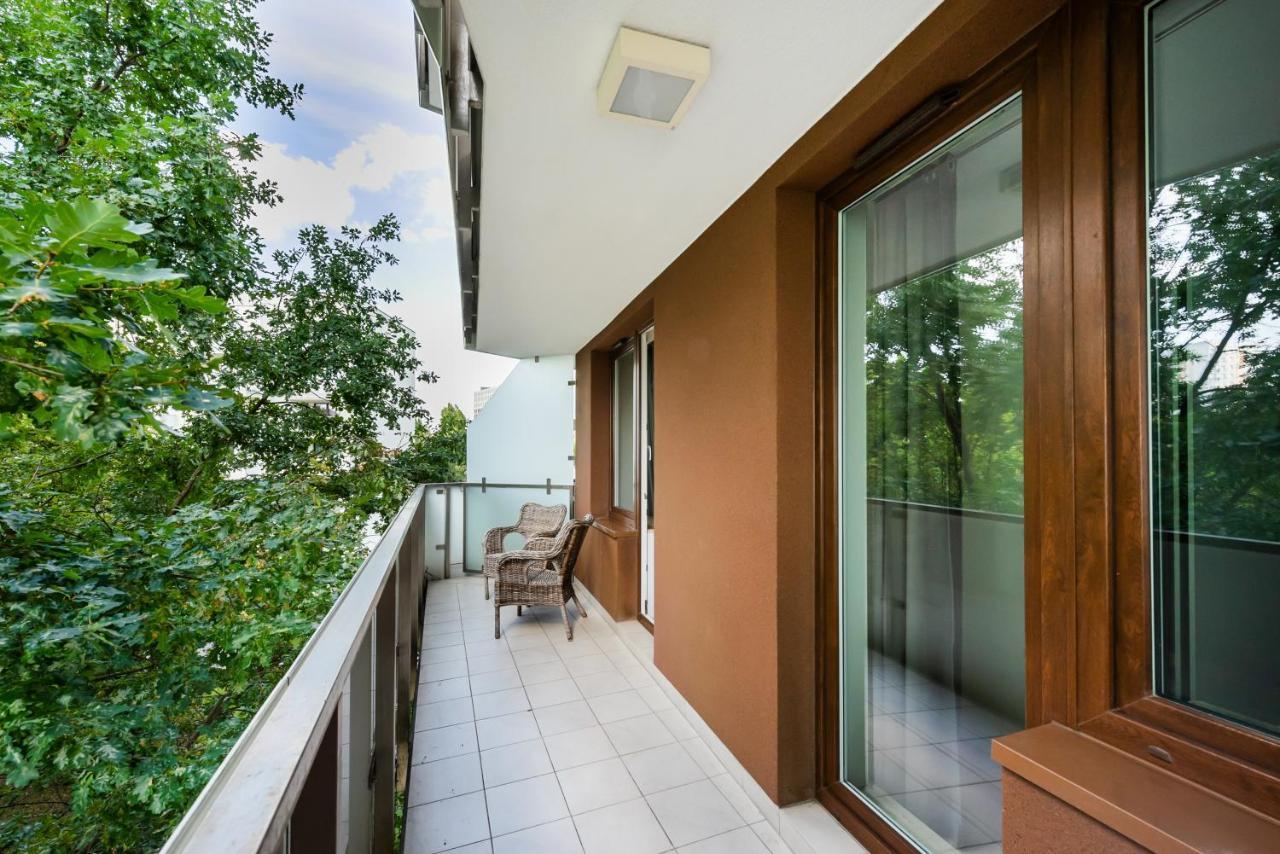 Sluzew Manhattan Place Apartment Варшава Экстерьер фото